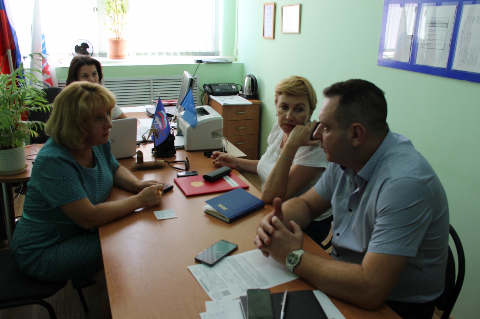 14 августа 2019 года в томаровке прошел тематический прием граждан по вопросам обращения с тко